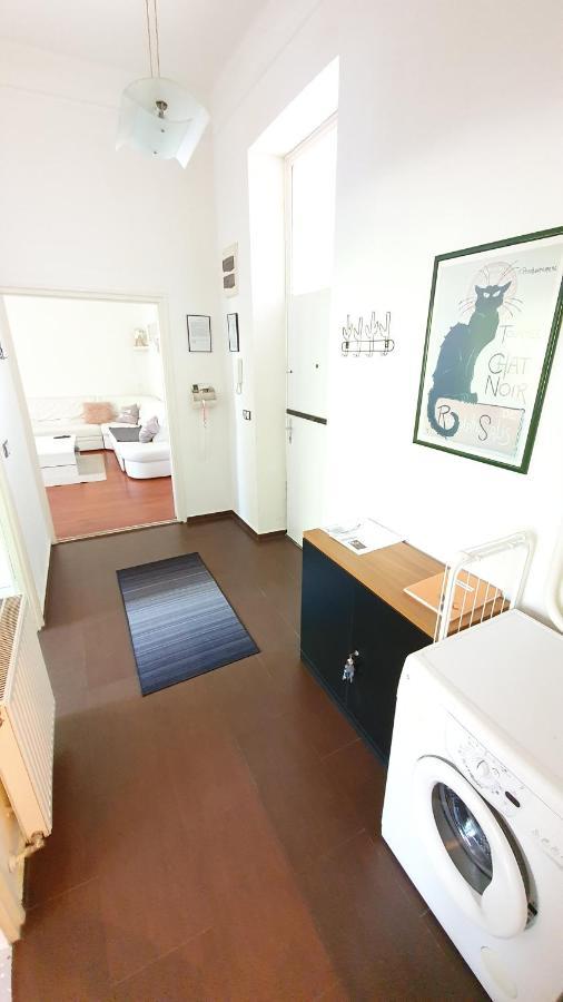 Deak Apartman Шопрон Экстерьер фото