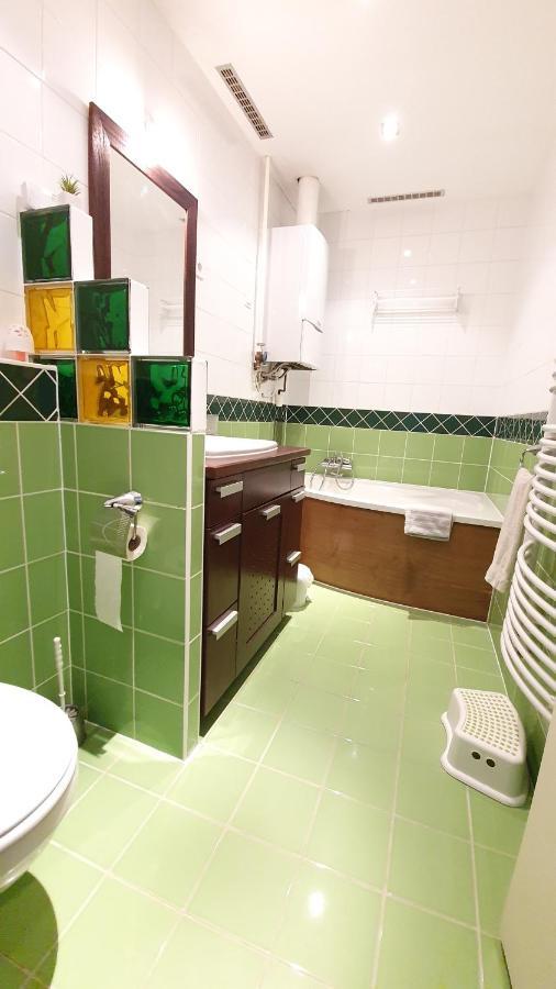 Deak Apartman Шопрон Экстерьер фото